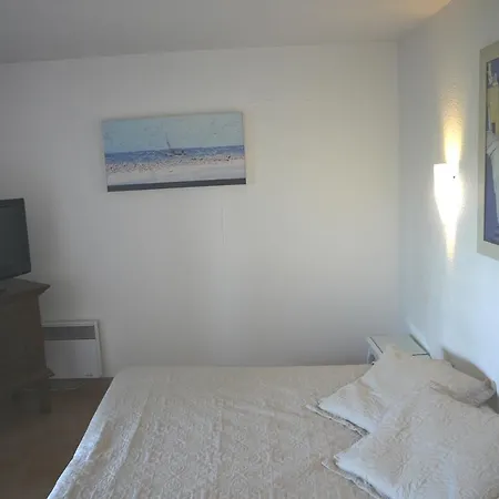 Hotel La Bastide De 4*